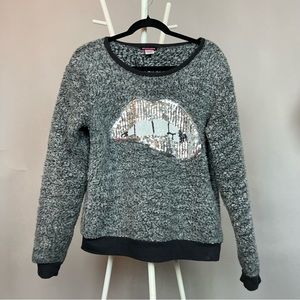 Weekending sweatshirt top sweater pullover soft smile lips